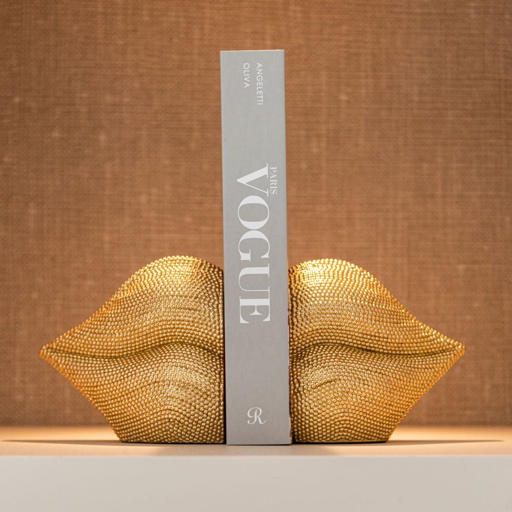 Richmond Interiors Kiss Bookend in Gold Nicholas John Interiors